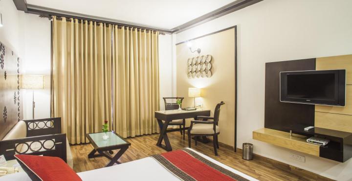Hotel Maharaja Regency Ludhiana Dış mekan fotoğraf