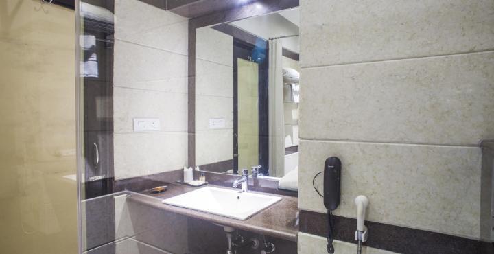 Hotel Maharaja Regency Ludhiana Dış mekan fotoğraf