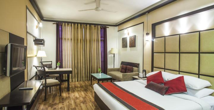 Hotel Maharaja Regency Ludhiana Dış mekan fotoğraf